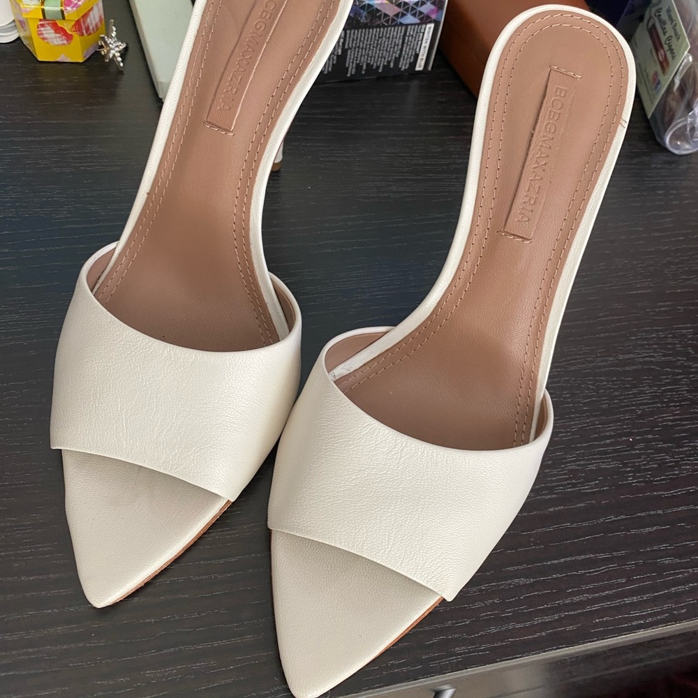 BCBG MAXAZRIA , 8.5